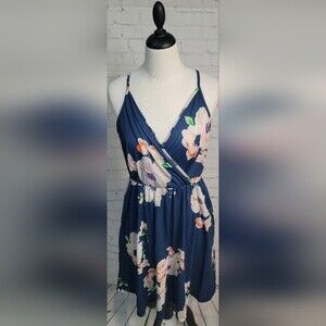 Styleword Spaghetti Strap V-neck Navy Floral Summer Casual Dress size Lg NWT